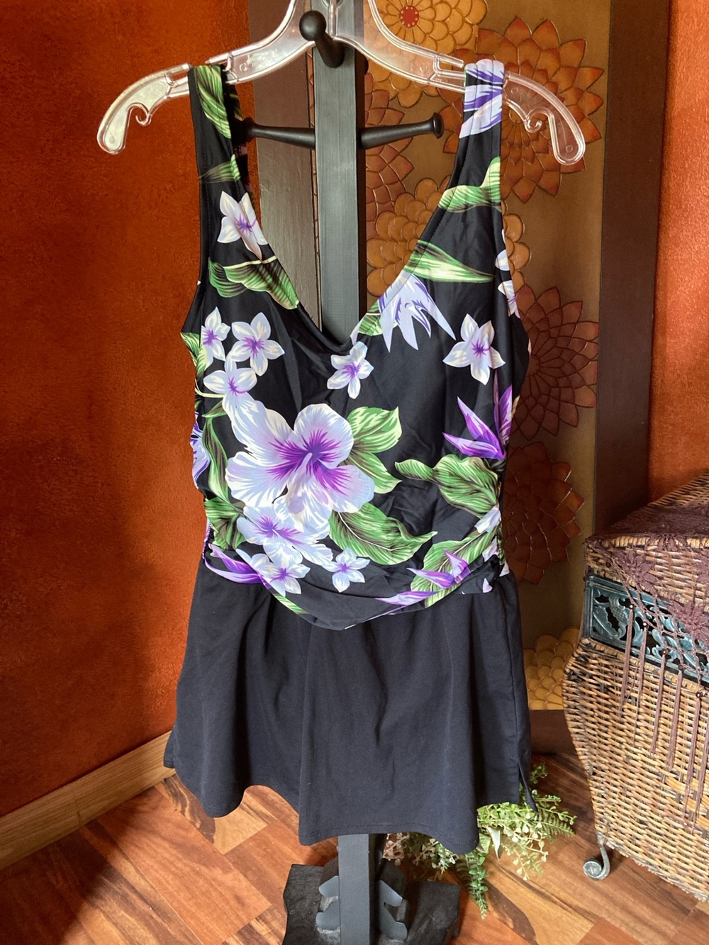 Catalina Large 12/14 swim dress patterned top